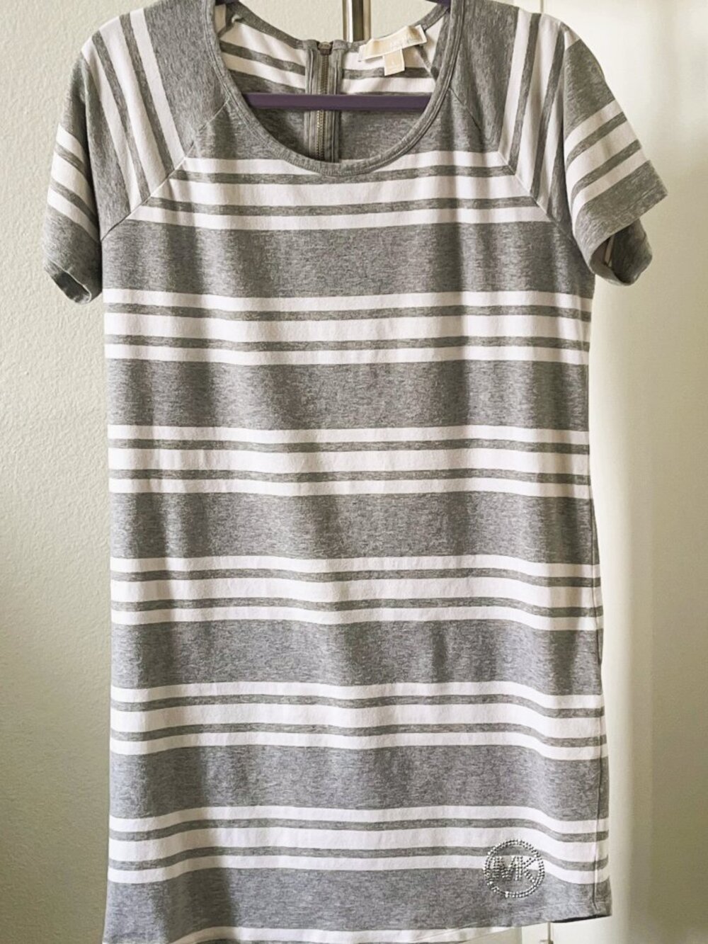 MICHAEL Michael Kors Striped Cotton Mini Dress Grey/White Size L Rhinestone Logo